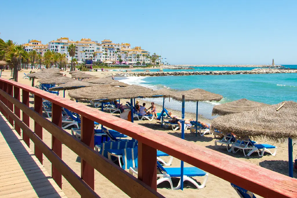 Playa nueva andalucía, marbella beaches